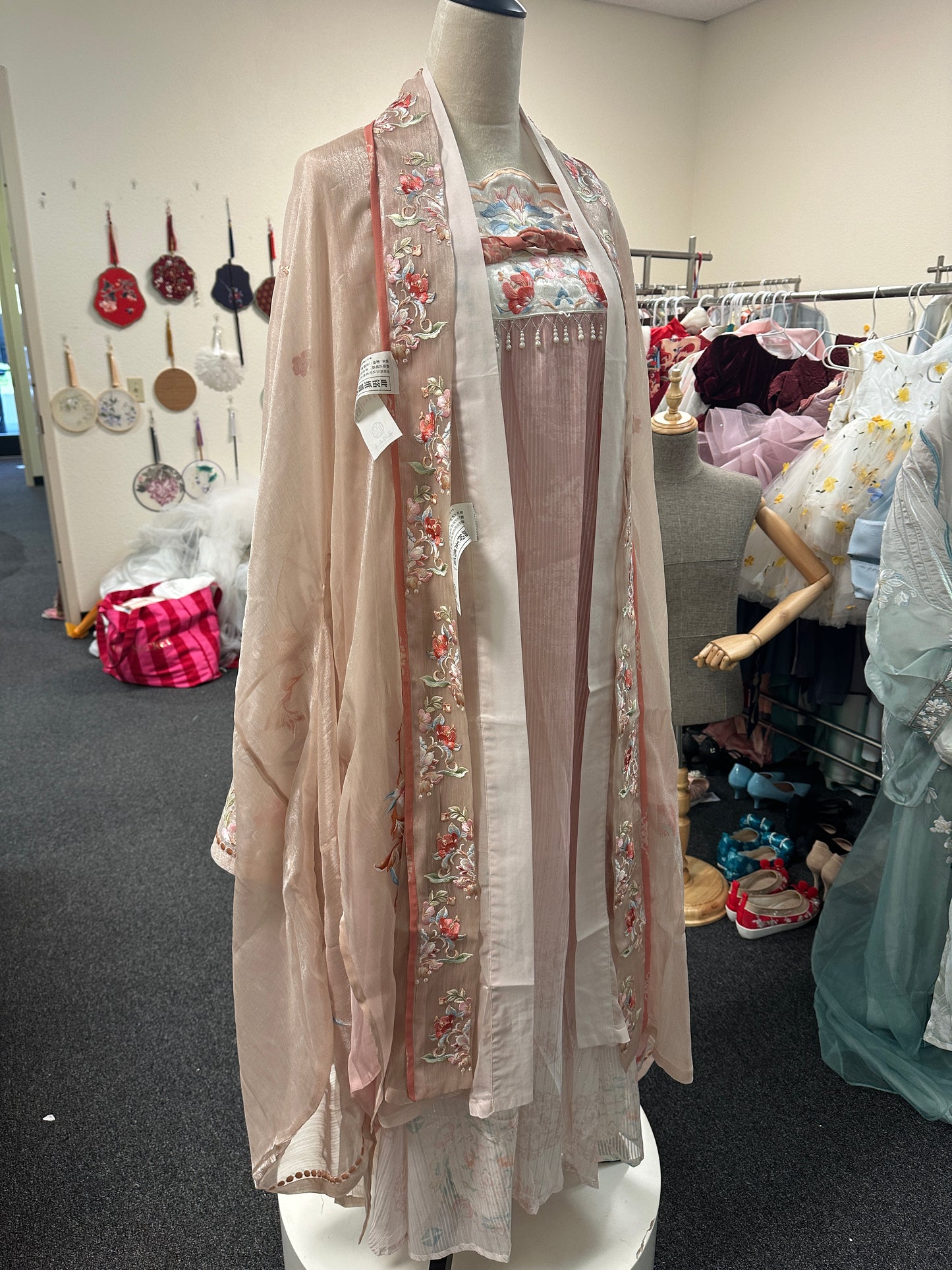 唐制-诃子裙 应怜萱草 Tender Hearts for Daylilies